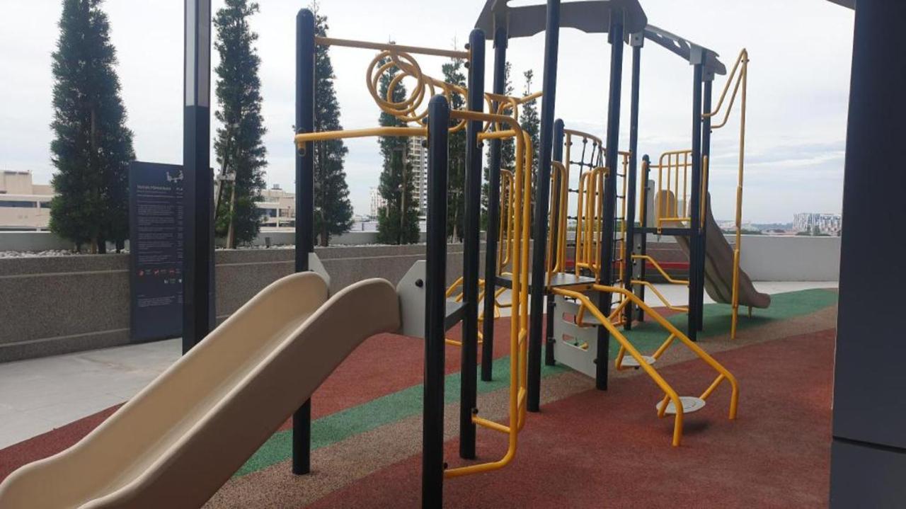 Căn hộ 69 m² 2 phòng ngủ, 1 phòng tắm riêng ở Trung tâm thành phố Kota Bharu Ngoại thất bức ảnh